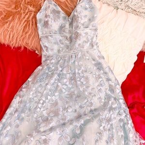 Stunning NWT Girls Formal Dress